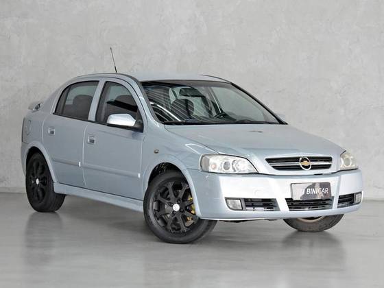 CHEVROLET ASTRA 2.0 MPFI ADVANTAGE 8V FLEX 4P MANUAL CHEVROLET ASTRA 2.0 MPFI ADVANTAGE 8V FLEX 4P MANUAL